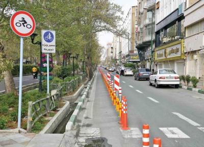 جذابیت موتورسیکلت در تهران بیشتر از دوچرخه است ، مسیرهای دوچرخه به محل پارک خودروها تبدیل شدند