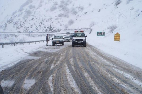 محورهای آذربایجان شرقی، غربی و کردستان در معرض بارش برف و باران