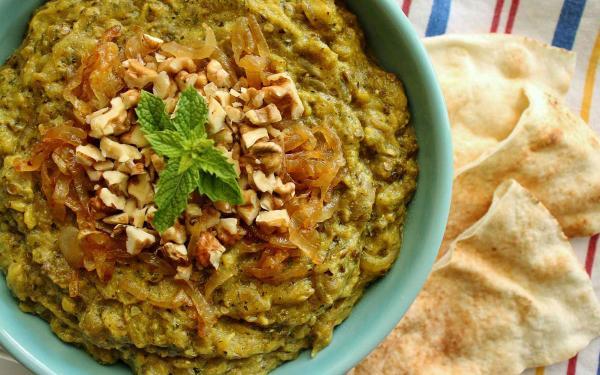 طرز تهیه کشک بادمجان و میرزا قاسمی خوشمزه و رستورانی